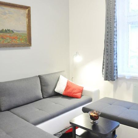Modern & Historic Apartment Bratislava Exterior photo
